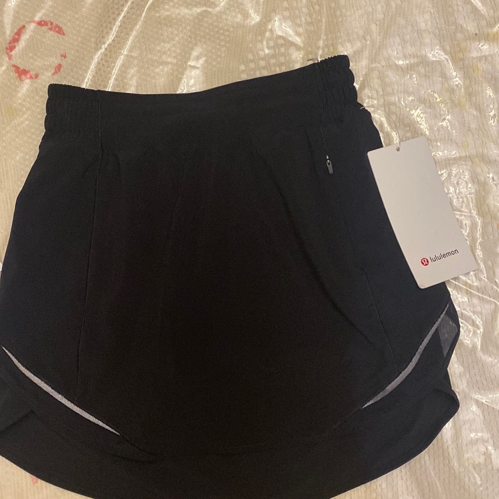 Black New Hotty Hot HR Skirt